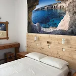 Antonis Hotel