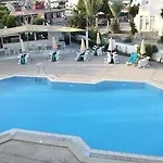 Antonis Hotel 2*